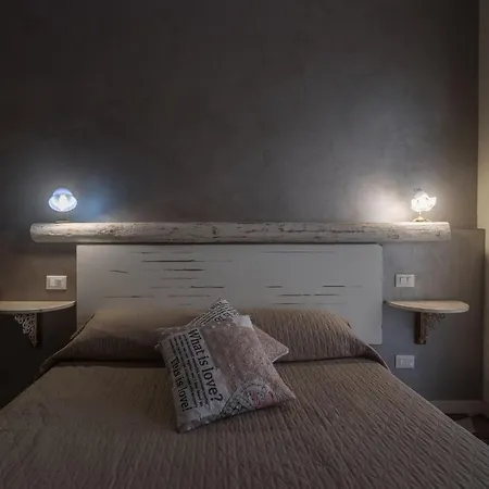 Bed & Breakfast La Corte Dei Tre Torre del Lago Puccini