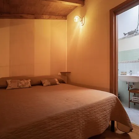 Bed & Breakfast La Corte Dei Tre *