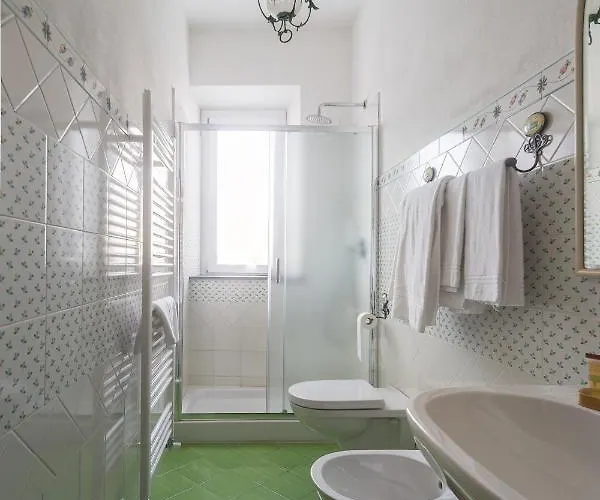 Bed and Breakfast La Corte Dei Tre 3*