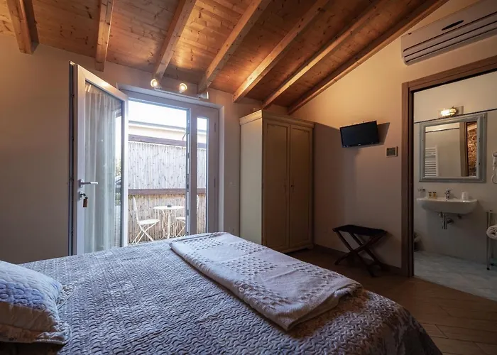 Bed and Breakfast La Corte Dei Tre Torre del Lago Puccini